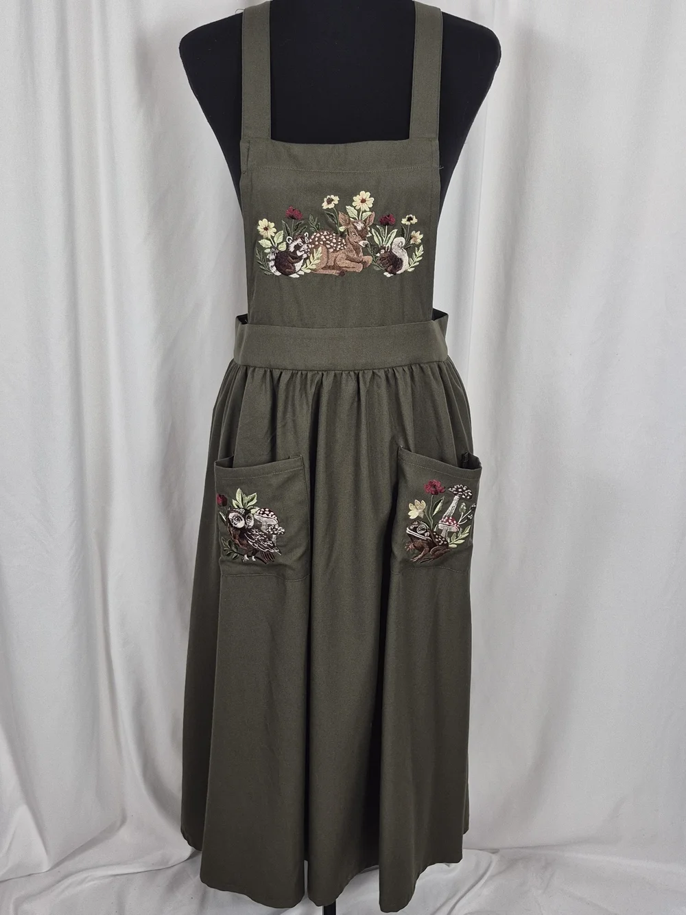 Hot Topic Thorn & Fable Woodland Embroidered Midaxi Skirtall - Size XL (Jr.) / M
